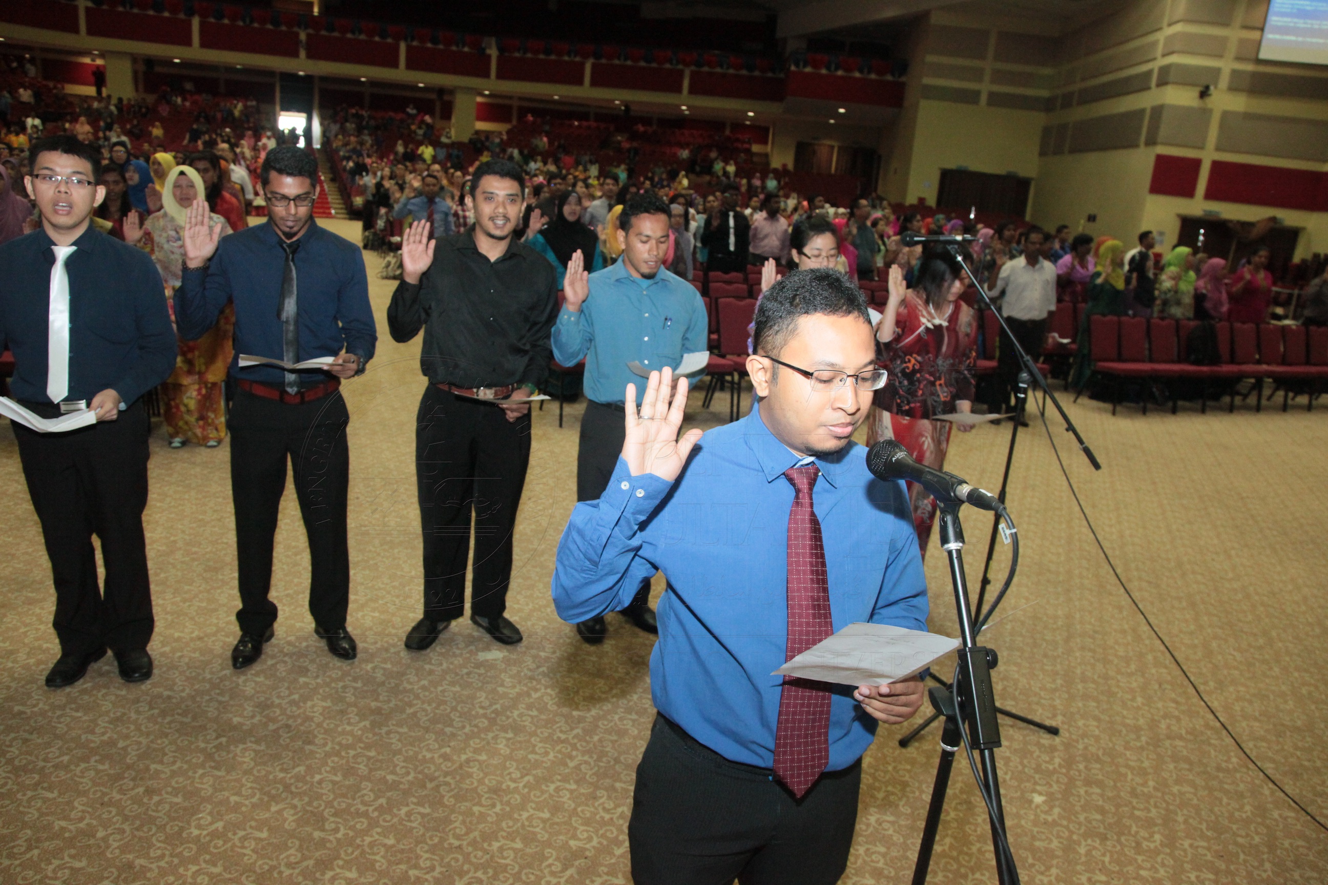 PRO16 16 siswazah IMG 0219